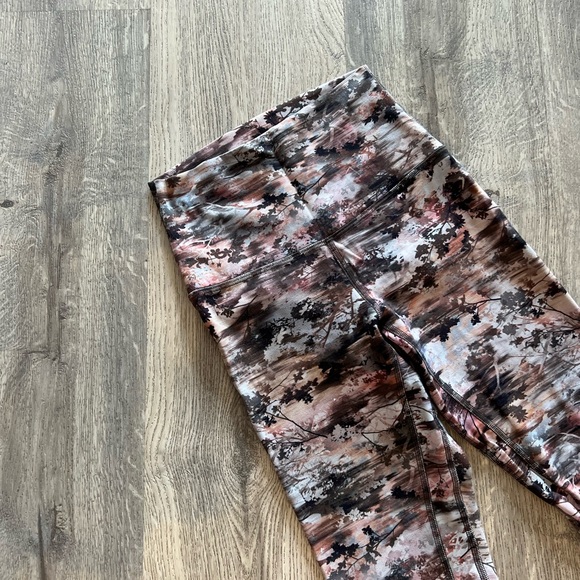 Lululemon wu leggings - Picture 4 of 8